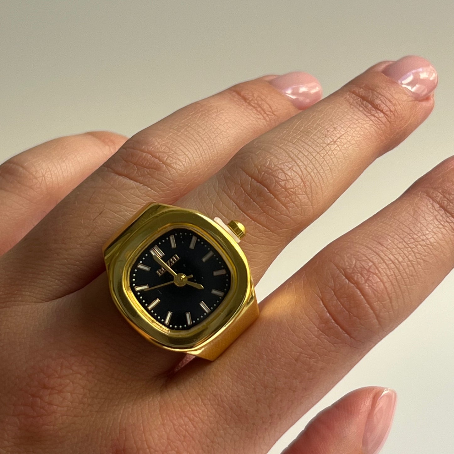 Lucky Two-Hand Watch Ring in Gold/Black